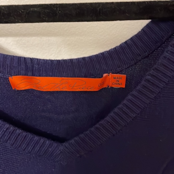 Sweater - Picture 3 of 5